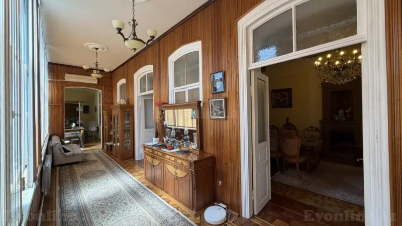 Satılır 4 otaqlı Mənzil Köhnə tikili 140 m² Sahil m. - şəkil 16