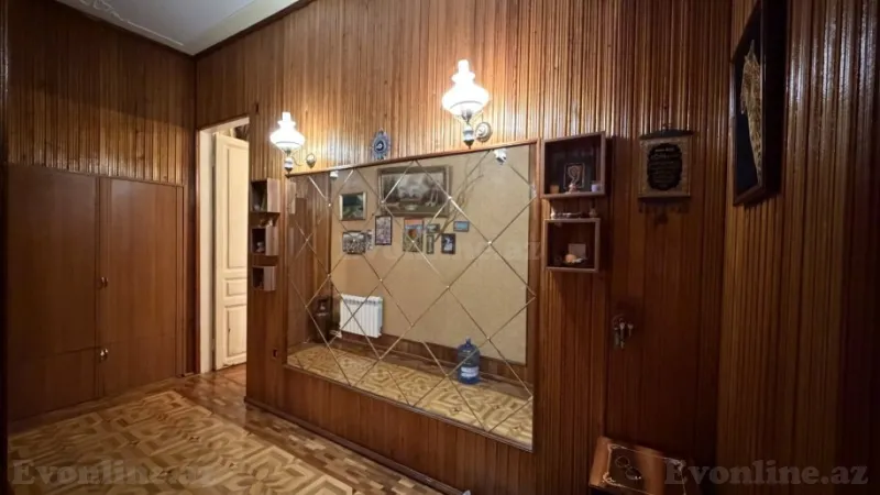 Satılır 4 otaqlı Mənzil Köhnə tikili 140 m² Sahil m. - şəkil 25