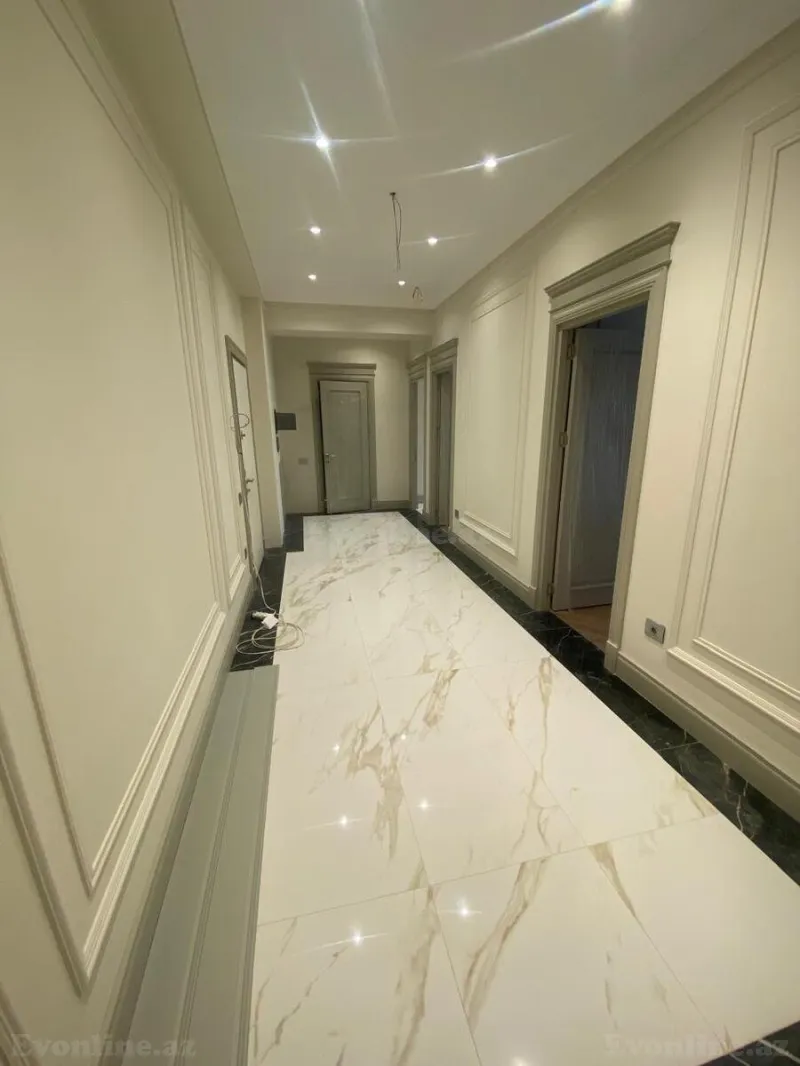 Satılır 5 otaqlı Mənzil Yeni tikili 207 m² Sahil m. - şəkil 2