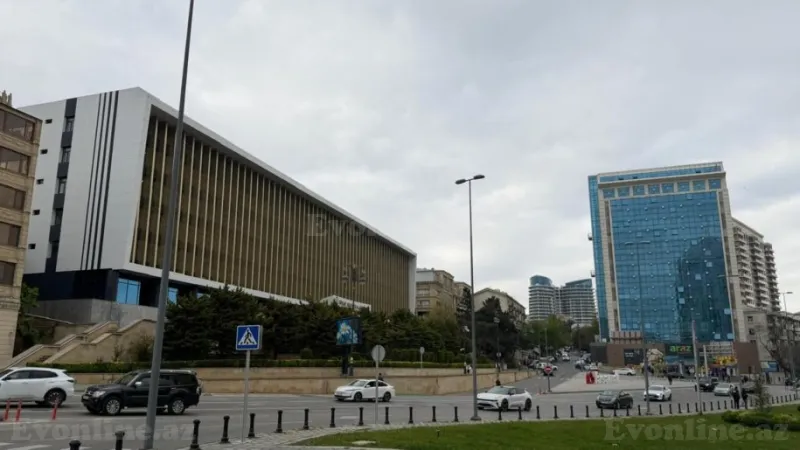 3 otaqlı Mənzil 75 m² Nizami m. Satılır