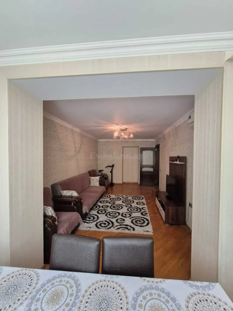 Satılır 3 otaqlı Mənzil Köhnə tikili 75 m² Nizami m. - şəkil 4