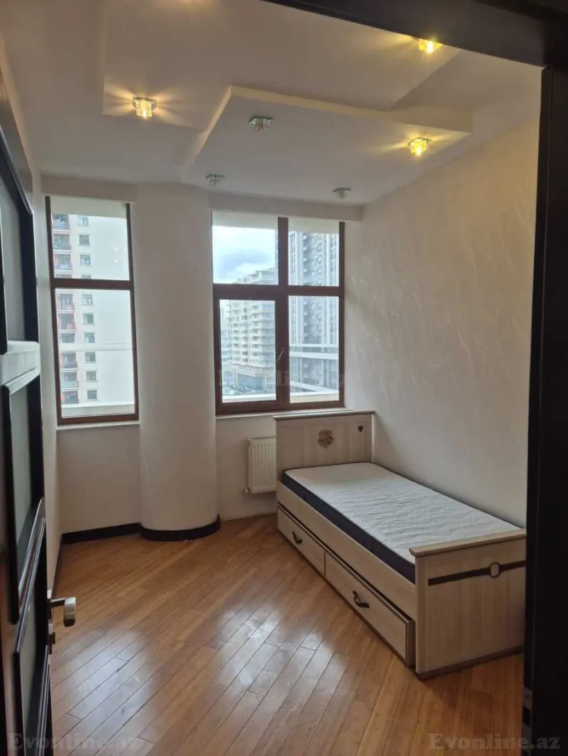 Kirayə verilir 3 otaqlı Mənzil Yeni tikili 120 m² Xətai m. - şəkil 9