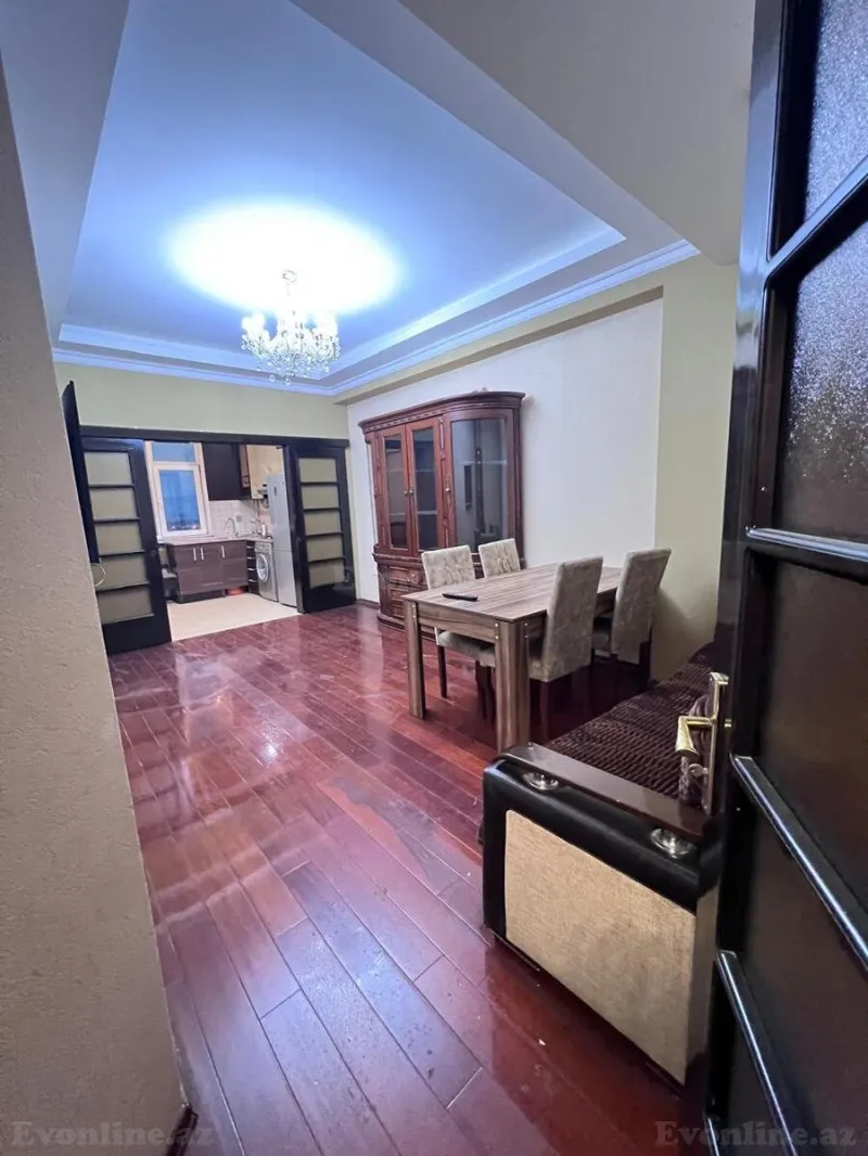 3 otaqlı Mənzil 80 m² Memar Əcəmi m. Kirayə verilir