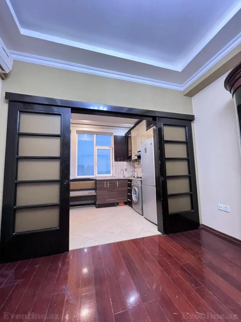 Kirayə verilir 3 otaqlı Mənzil Yeni tikili 80 m² Memar Əcəmi m. - şəkil 13