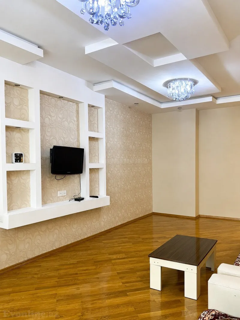 Kirayə verilir 2 otaqlı Mənzil Yeni tikili 85 m² Nərimanov r. - şəkil 8