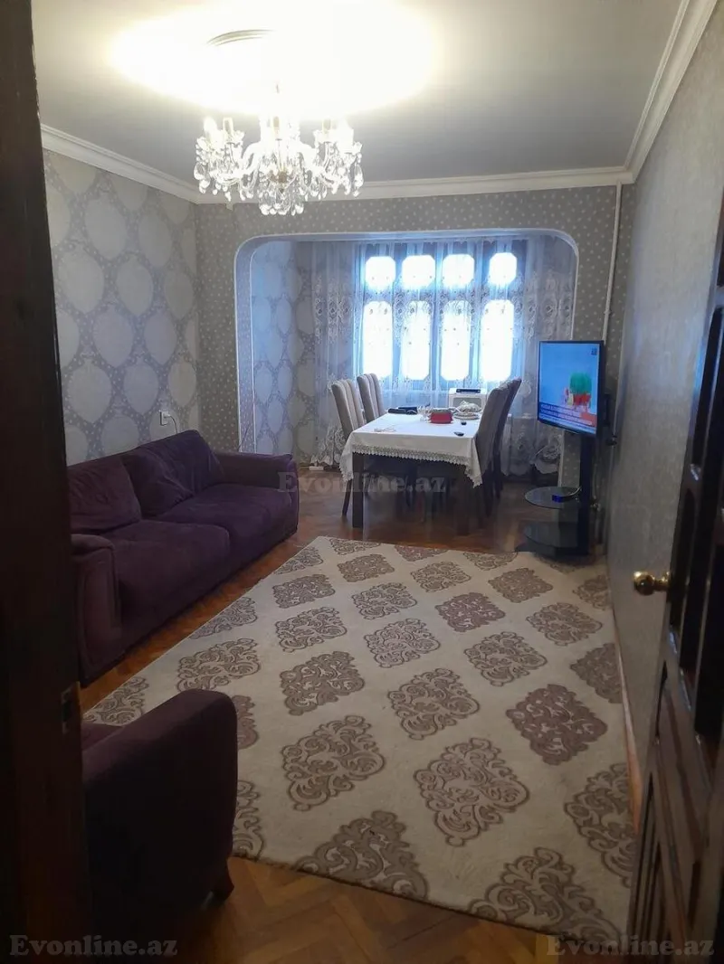 2 otaqlı Mənzil 55 m² Neftçilər m. Satılır