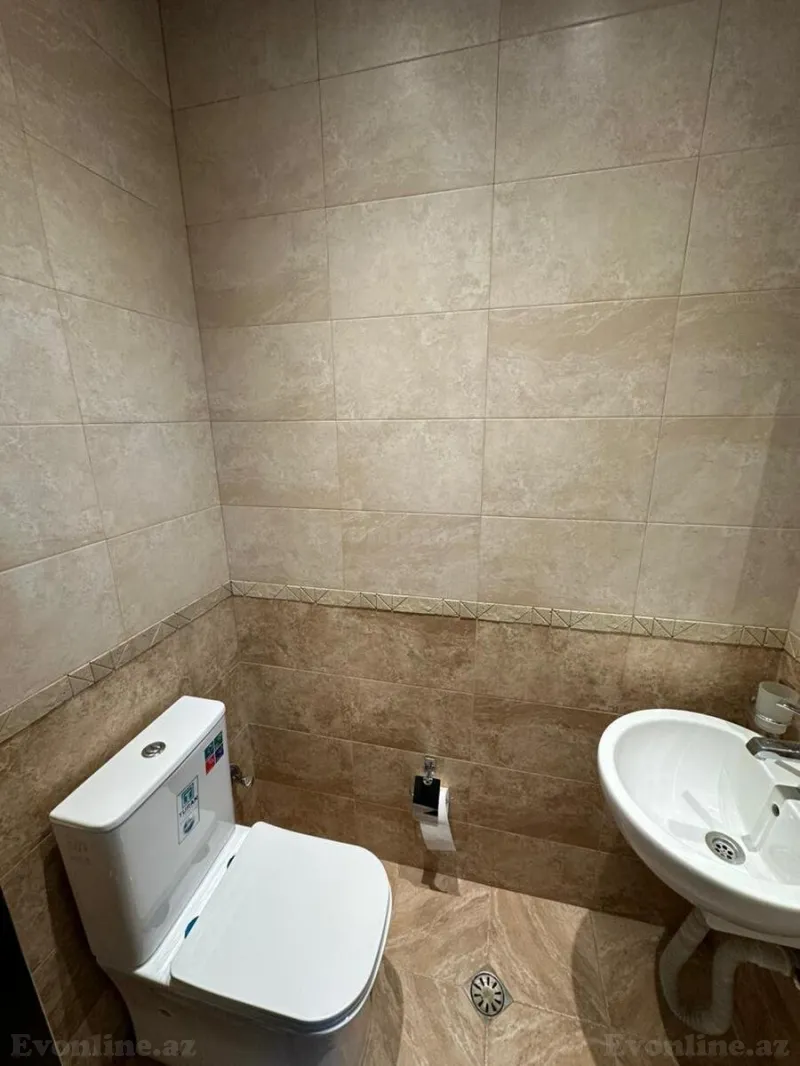 Kirayə verilir 3 otaqlı Mənzil Köhnə tikili 110 m² Yasamal - şəkil 10