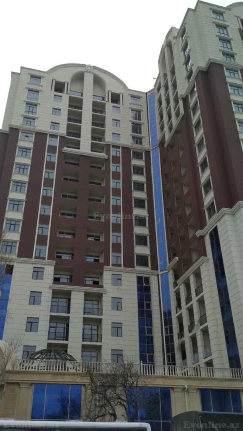 4 otaqlı Mənzil 181 m² Nəriman Nərimanov m. Satılır