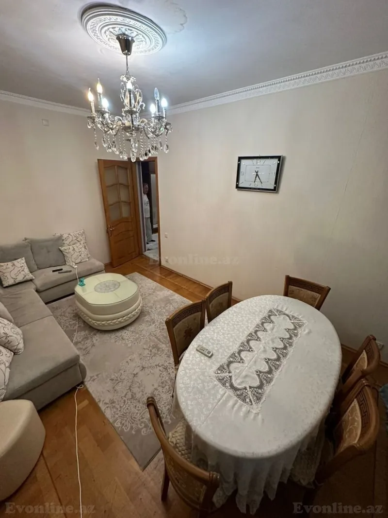 Satılır 3 otaqlı Mənzil Köhnə tikili 80 m² Nəsimi r. - şəkil 2