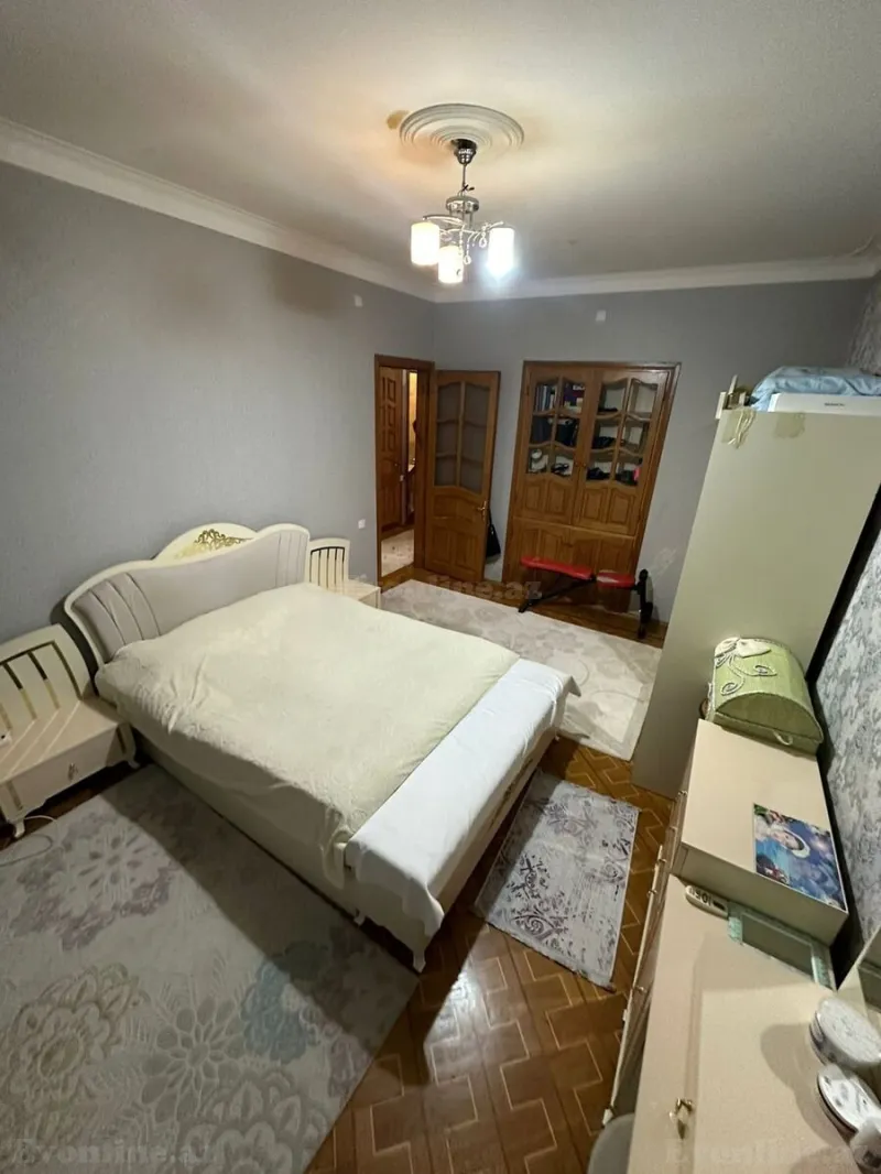 Satılır 3 otaqlı Mənzil Köhnə tikili 80 m² Nəsimi r. - şəkil 6