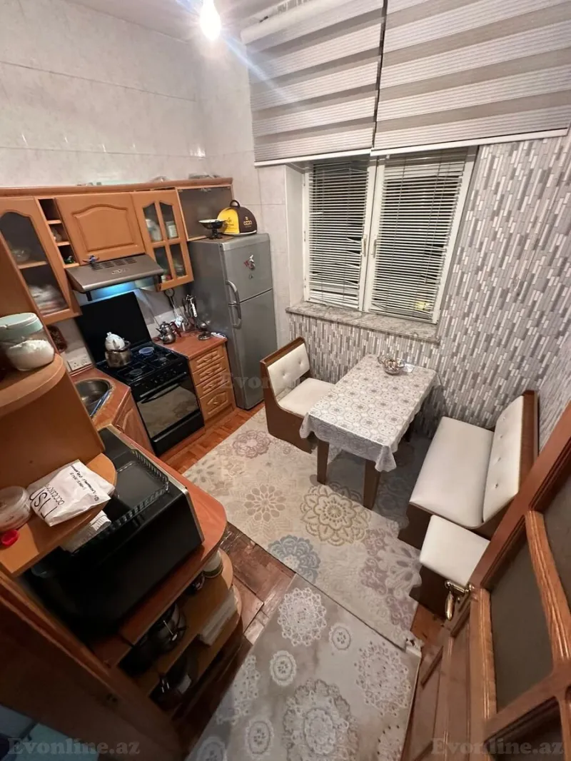 Satılır 3 otaqlı Mənzil Köhnə tikili 80 m² Nəsimi r. - şəkil 9