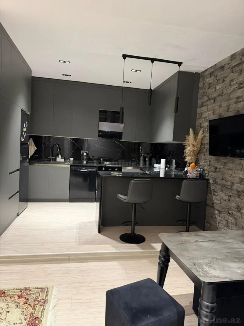 Satılır 3 otaqlı Mənzil Yeni tikili 100 m² 28 May m. - şəkil 2