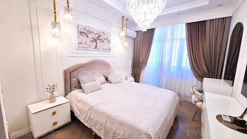 Satılır 3 otaqlı Mənzil Yeni tikili 134 m² 6-cı mikrorayon - şəkil 5