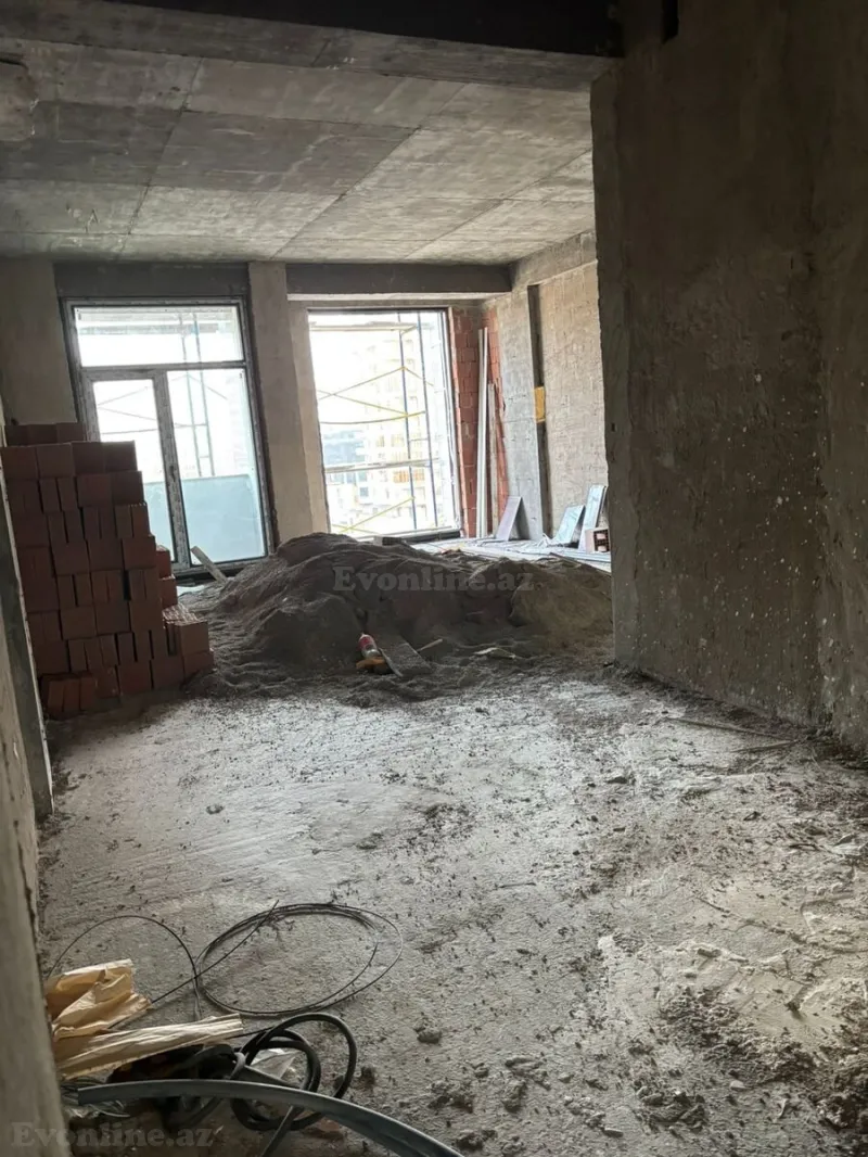 Satılır 1 otaqlı Mənzil Yeni tikili 50 m² 1-ci mikrorayon - şəkil 2