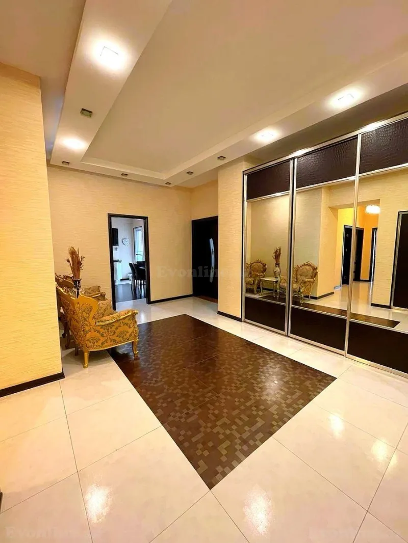 Satılır 4 otaqlı Mənzil Yeni tikili 180.5 m² 28 May m. - şəkil 12