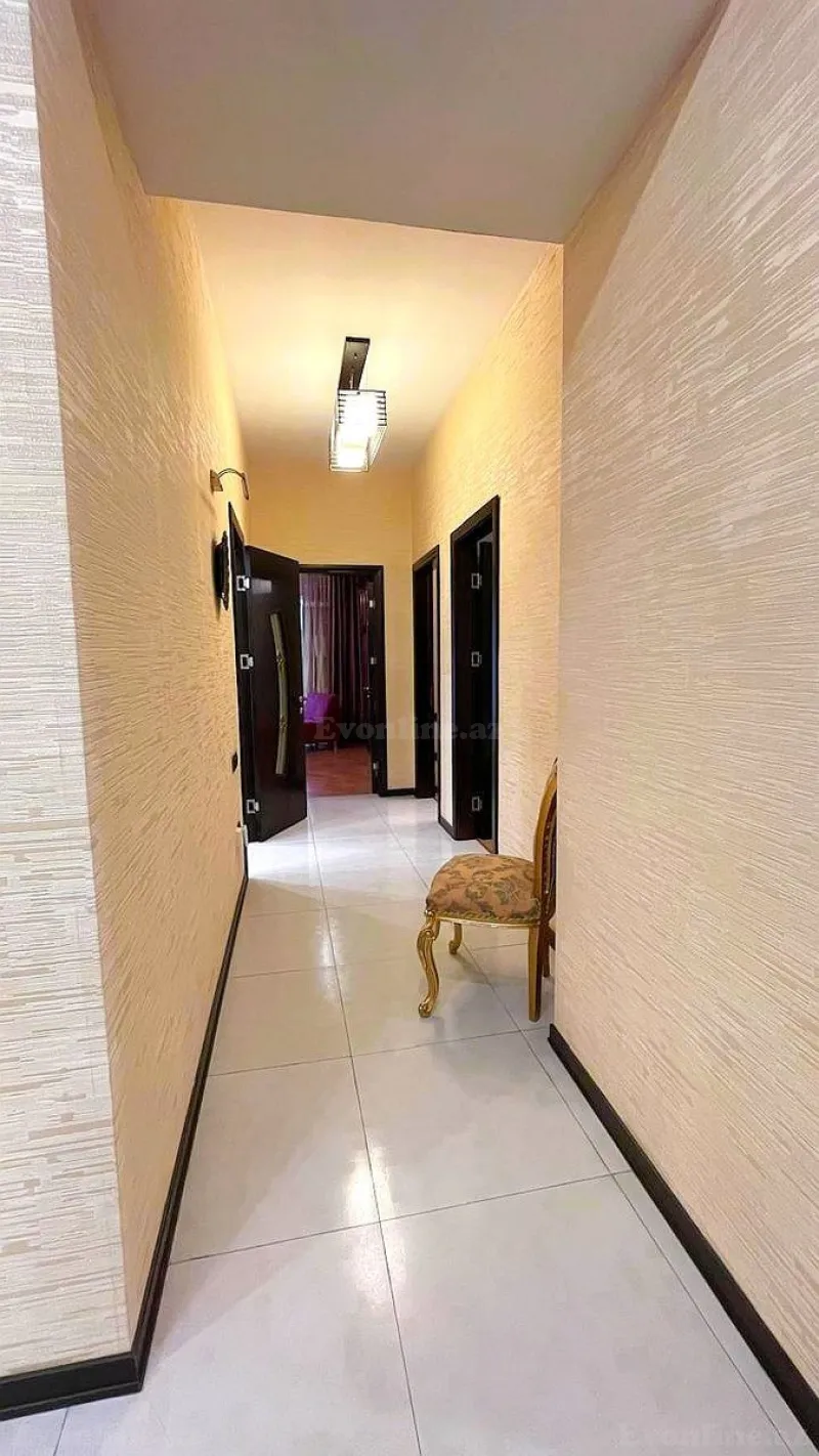 Satılır 4 otaqlı Mənzil Yeni tikili 180.5 m² 28 May m. - şəkil 14