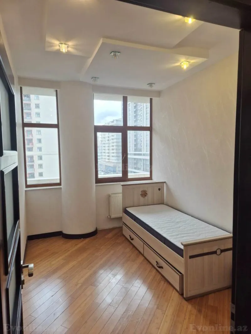 Kirayə verilir 3 otaqlı Mənzil Yeni tikili 120 m² Xətai m. - şəkil 6