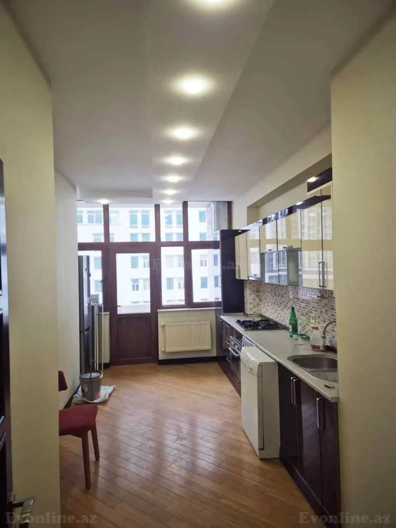 Kirayə verilir 3 otaqlı Mənzil Yeni tikili 120 m² Xətai m. - şəkil 8
