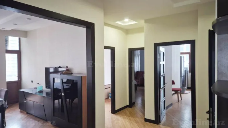 Kirayə verilir 3 otaqlı Mənzil Yeni tikili 120 m² Xətai m. - şəkil 9