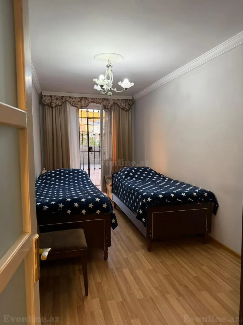Satılır 2 otaqlı Mənzil Köhnə tikili 60 m² Yasamal r. - şəkil 4