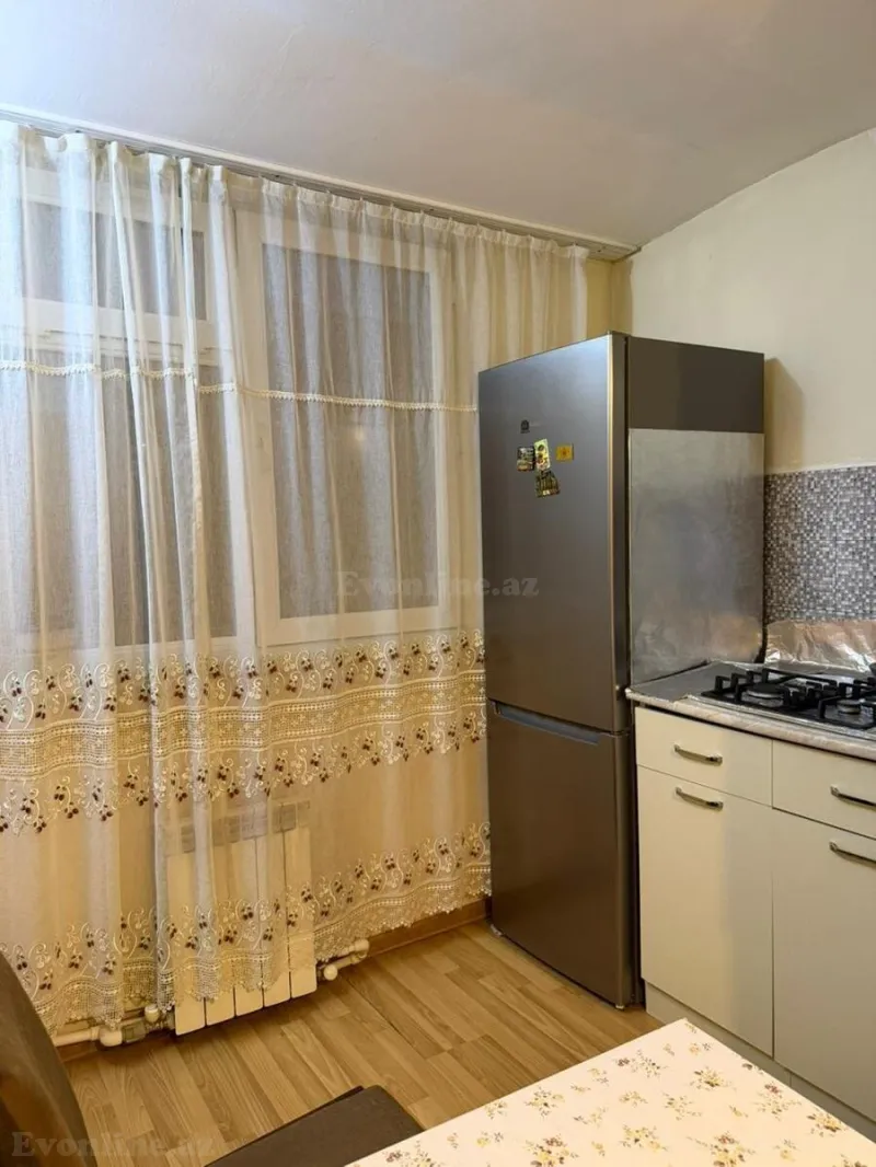 Satılır 2 otaqlı Mənzil Köhnə tikili 60 m² Yasamal r. - şəkil 8