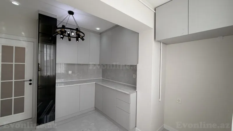 Satılır 5 otaqlı Mənzil Köhnə tikili 112 m² Köhnə Günəşli - şəkil 12
