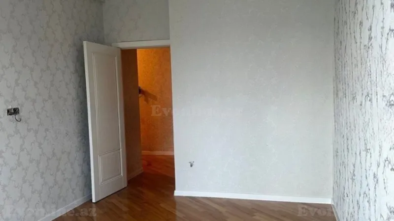 Satılır 3 otaqlı Mənzil Yeni tikili 83 m² Qara Qarayev m. - şəkil 4