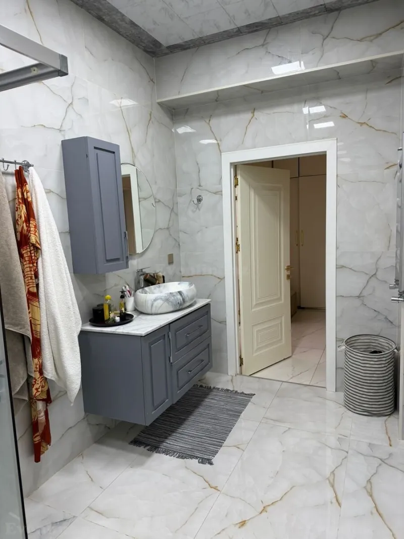 Kirayə verilir 2 otaqlı Mənzil Yeni tikili 110 m² Nərimanov r. - şəkil 8