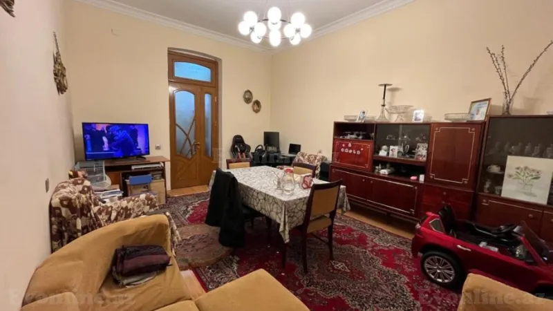2 otaqlı Mənzil 54 m² 28 May m. Satılır