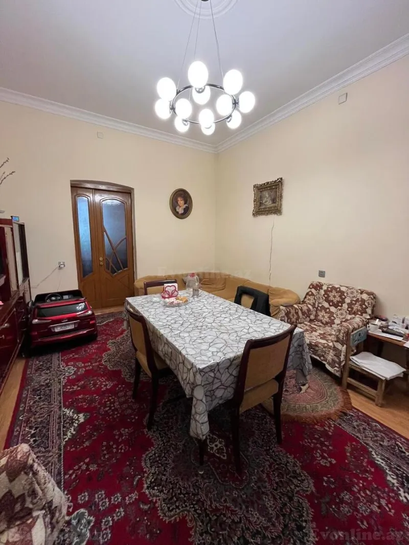 Satılır 2 otaqlı Mənzil Köhnə tikili 54 m² 28 May m. - şəkil 3