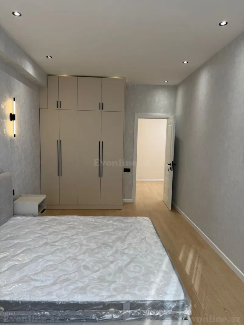 Kirayə verilir 4 otaqlı Mənzil Yeni tikili 140 m² 20 Yanvar m. - şəkil 6
