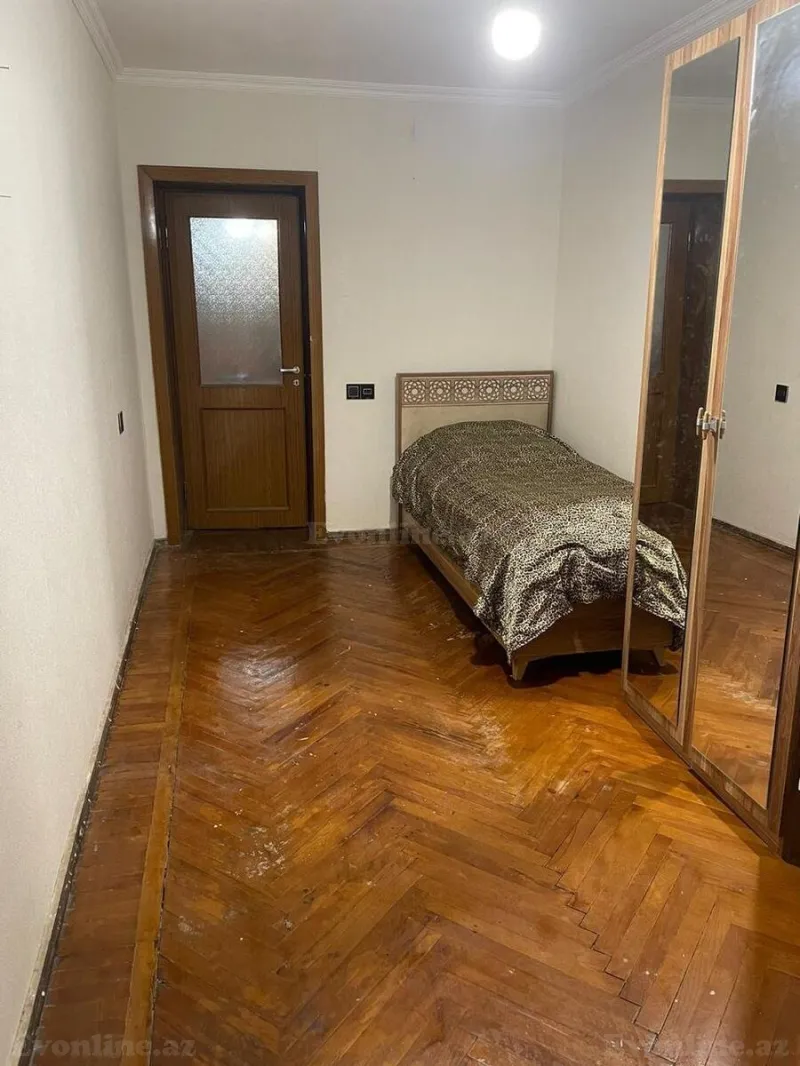 Satılır 3 otaqlı Mənzil Köhnə tikili 65 m² Nəsimi r. - şəkil 4