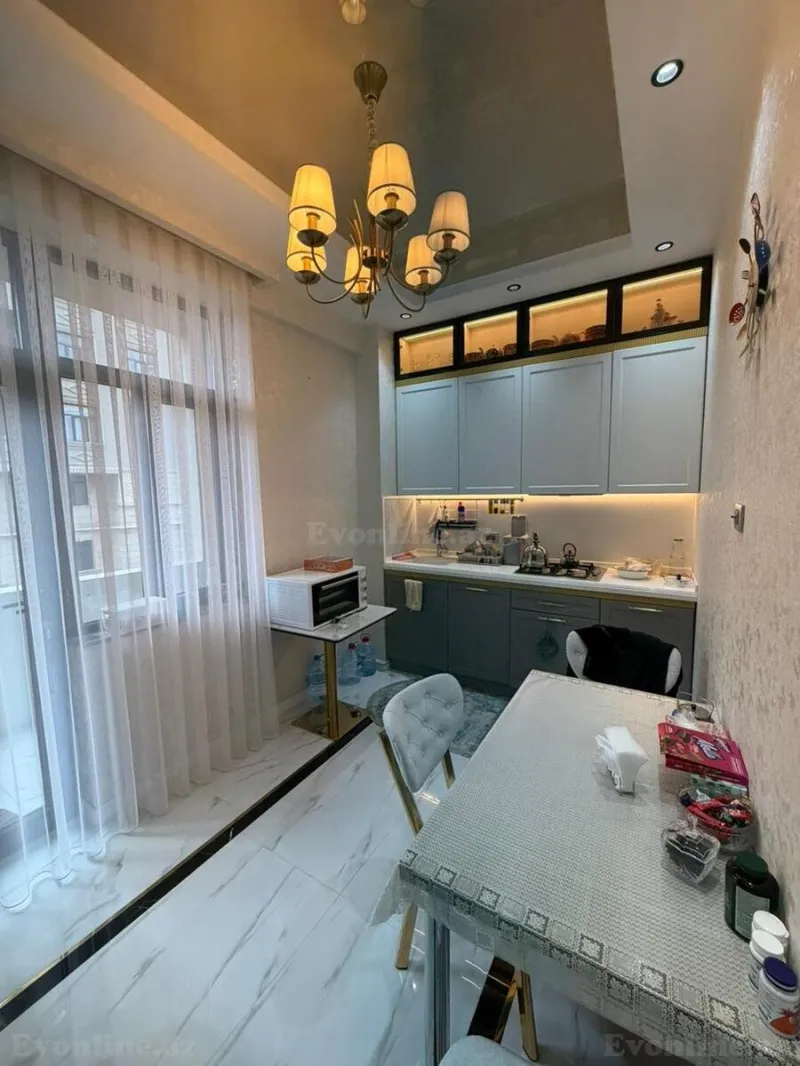 Satılır 3 otaqlı Mənzil Yeni tikili 75 m² Nəsimi r. - şəkil 4