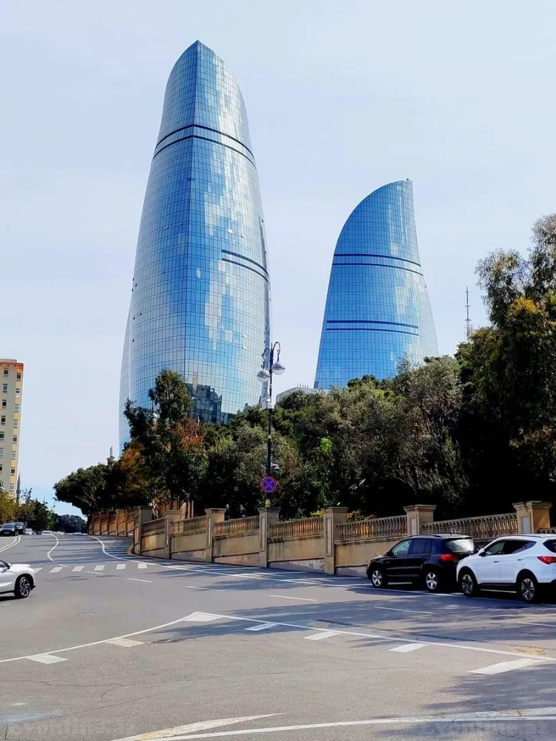 Kirayə verilir 2 otaqlı Mənzil Köhnə tikili 60 m² İçərişəhər m.