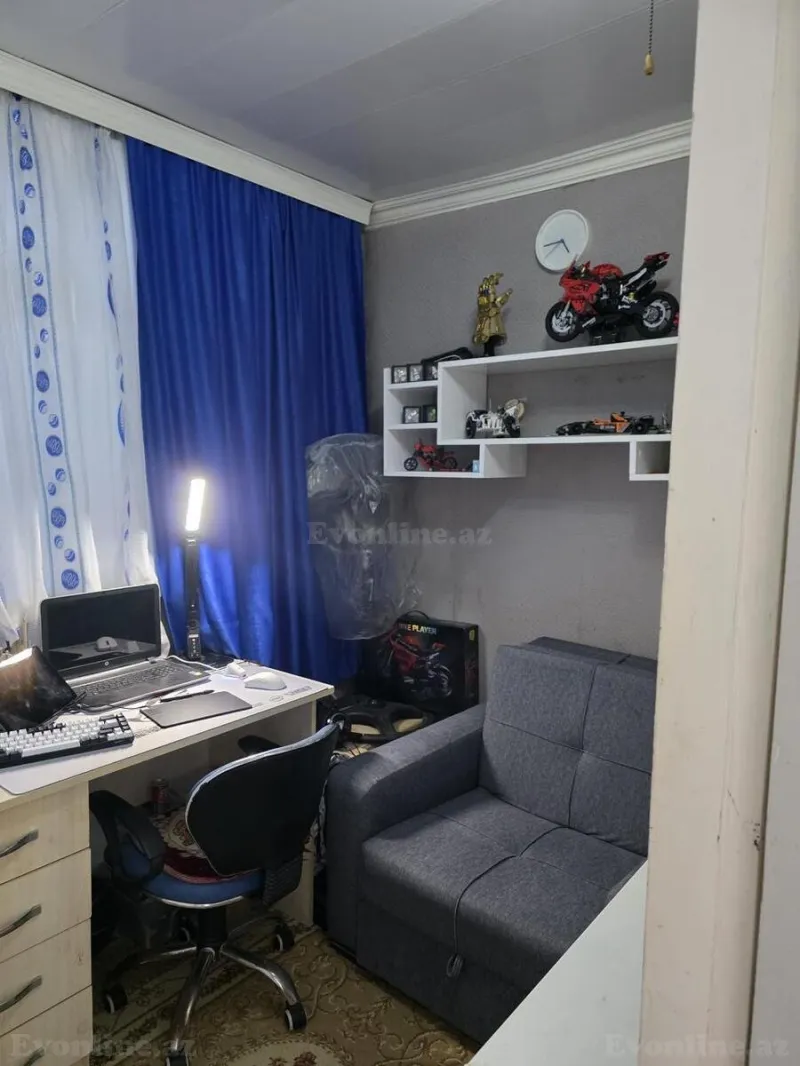 Satılır 2 otaqlı Mənzil Köhnə tikili 55 m² Neftçilər m. - şəkil 3
