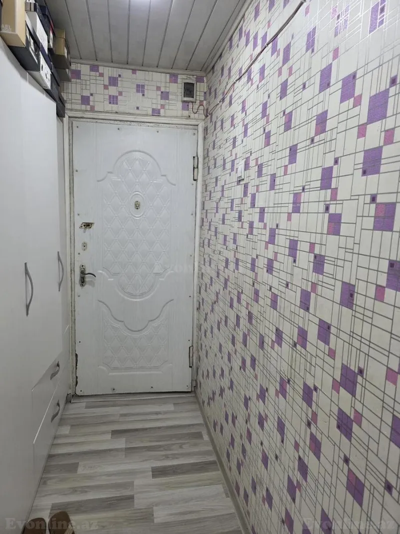 Satılır 2 otaqlı Mənzil Köhnə tikili 55 m² Neftçilər m. - şəkil 4