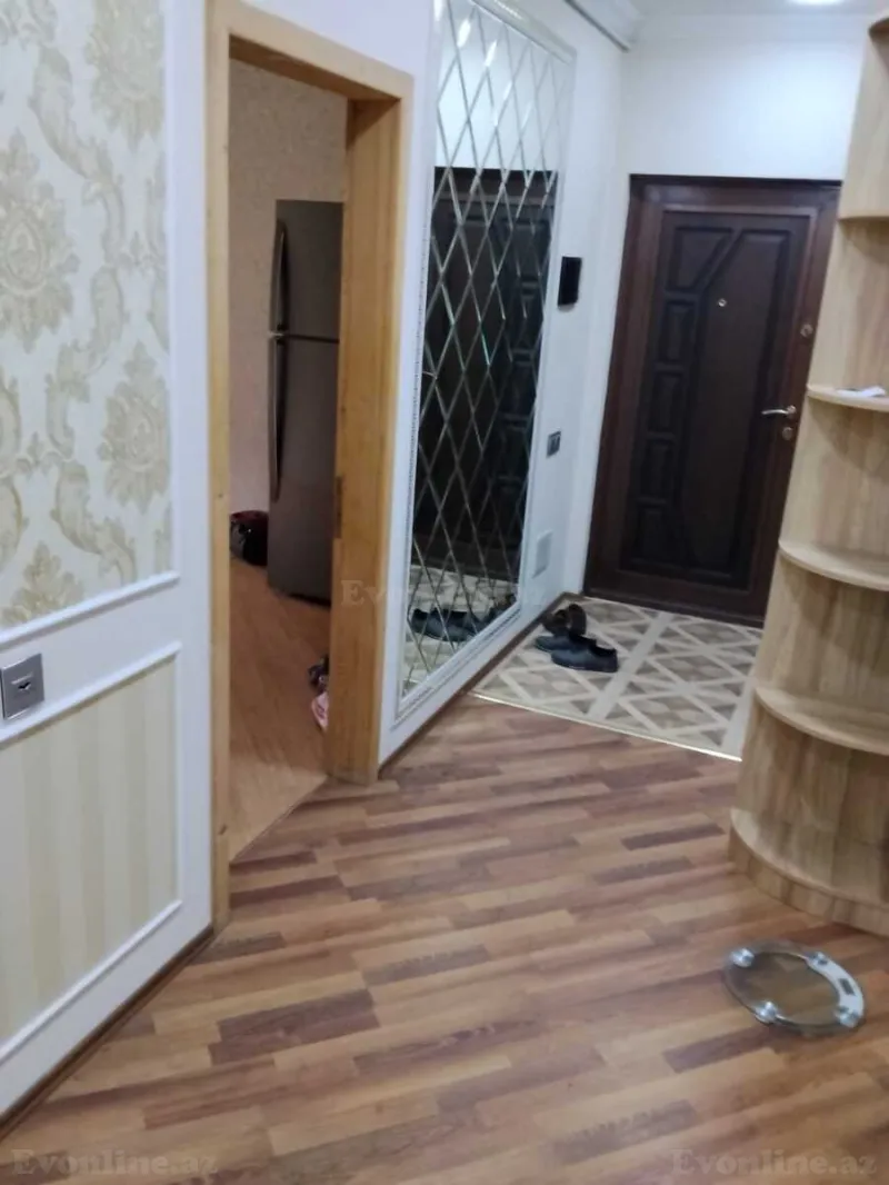 Satılır 4 otaqlı Mənzil Köhnə tikili 80 m² Həzi Aslanov m. - şəkil 2