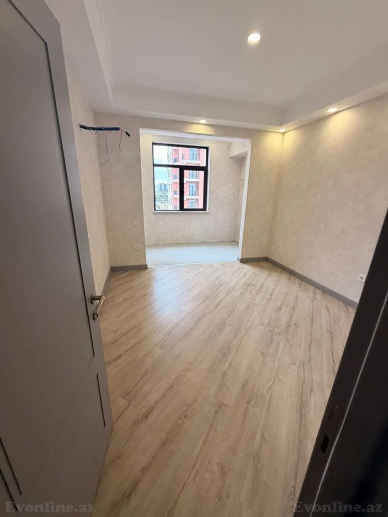 Satılır 3 otaqlı Mənzil Yeni tikili 107 m² 7-ci mikrorayon - şəkil 3