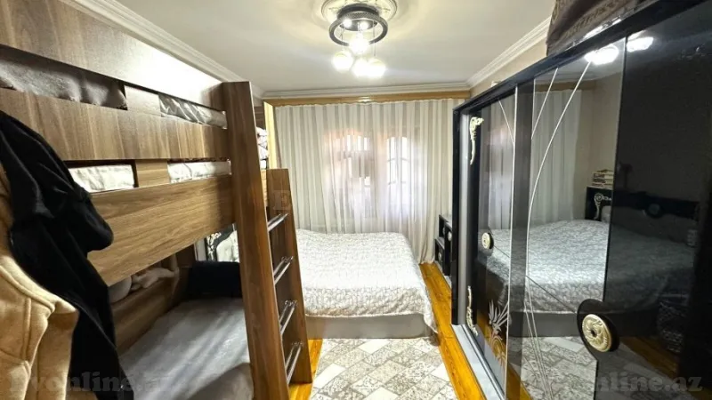 Satılır 2 otaqlı Mənzil Köhnə tikili 65 m² Xalqlar Dostluğu m. - şəkil 4