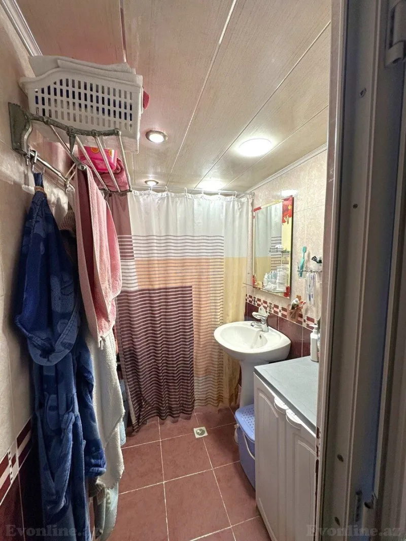 Satılır 2 otaqlı Mənzil Köhnə tikili 65 m² Xalqlar Dostluğu m. - şəkil 11