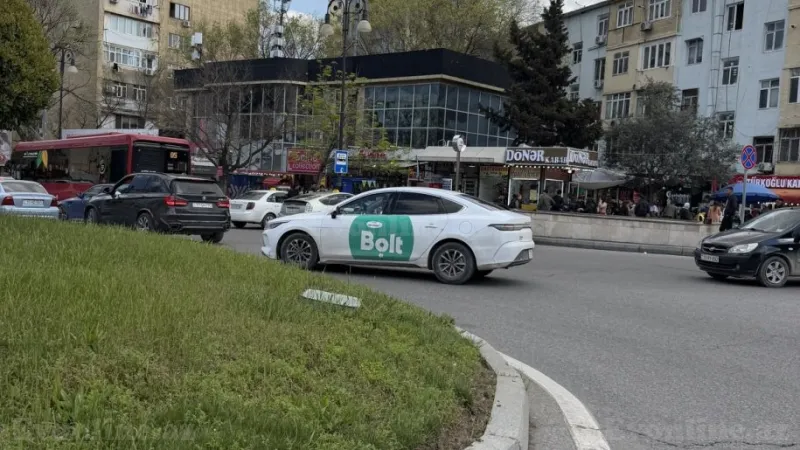 2 otaqlı Mənzil 66 m² 3-cü mikrorayon Satılır