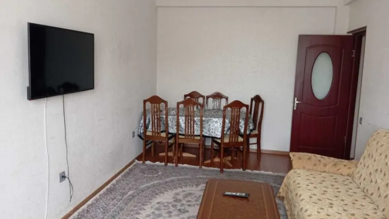 2 otaqlı Mənzil 70 m² Səbail r. Kirayə verilir