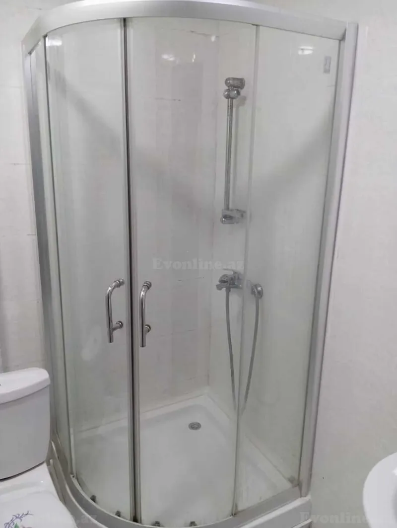 Kirayə verilir 2 otaqlı Mənzil Yeni tikili 70 m² Səbail r. - şəkil 12