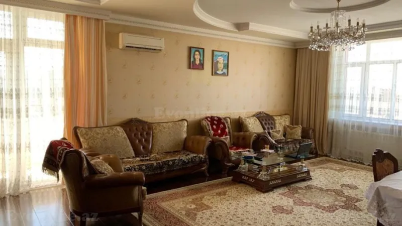 Kirayə verilir 4 otaqlı Mənzil Yeni tikili 180 m² 8-ci mikrorayon