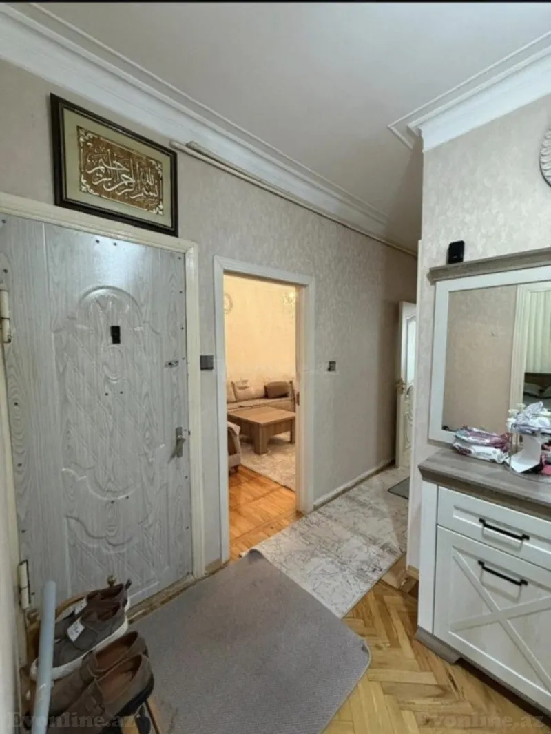 Satılır 2 otaqlı Mənzil Köhnə tikili 65 m² Gənclik m. - şəkil 8