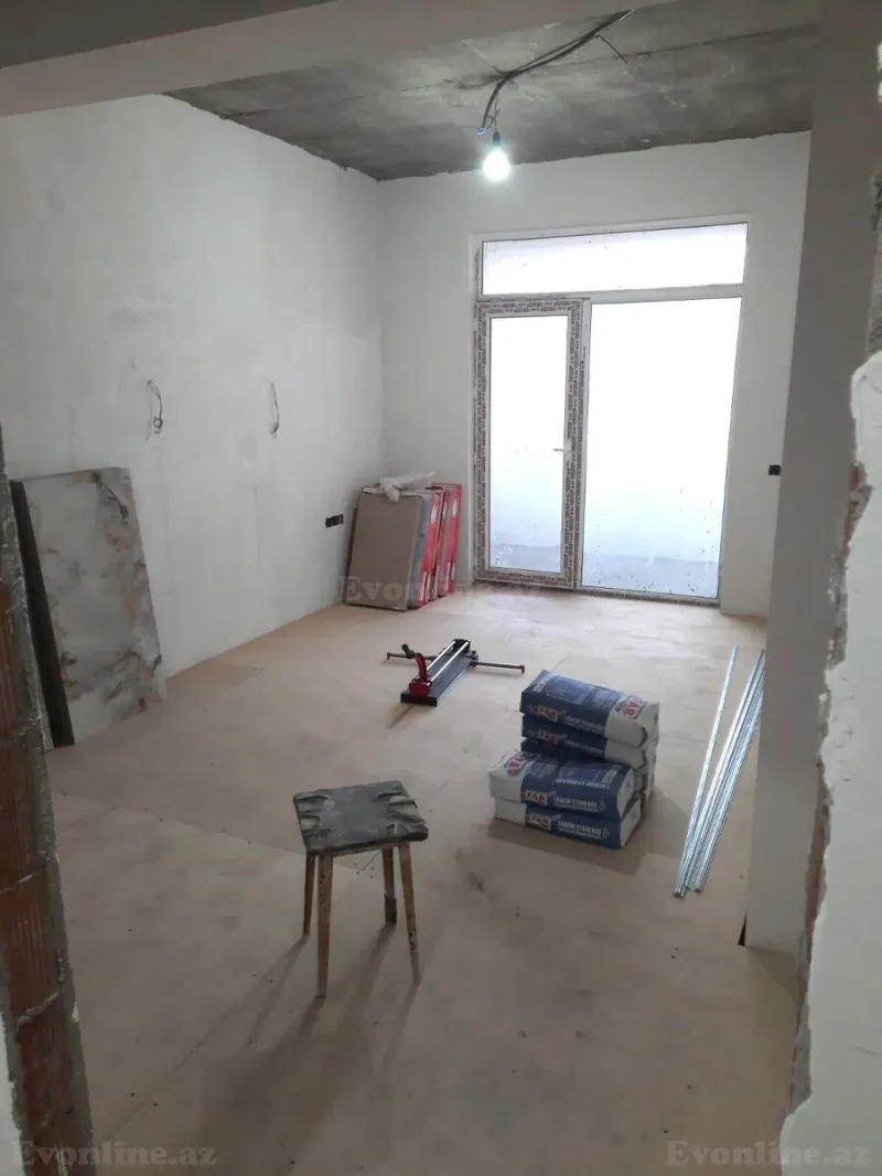 Satılır 3 otaqlı Mənzil Yeni tikili 110 m² Qaraçuxur