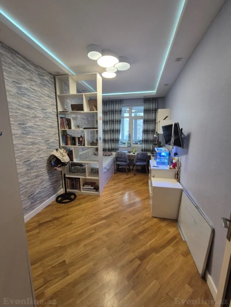 Satılır 3 otaqlı Mənzil Yeni tikili 130 m² Həzi Aslanov m. - şəkil 5