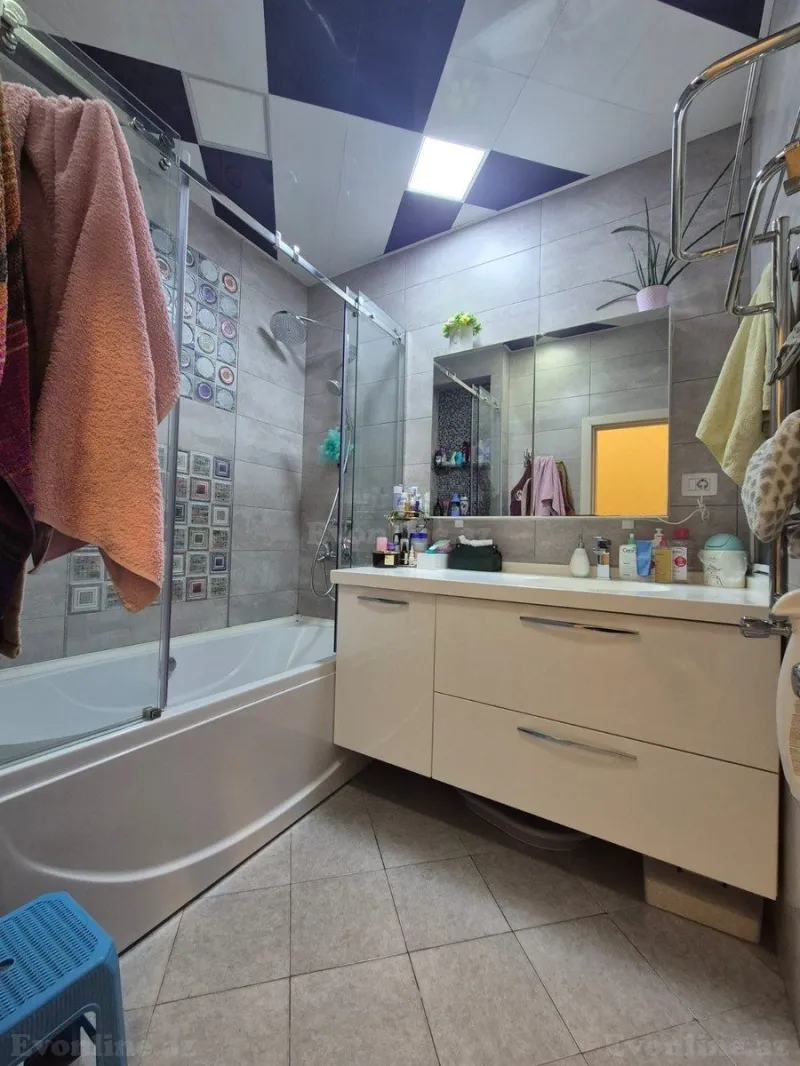Satılır 3 otaqlı Mənzil Yeni tikili 130 m² Həzi Aslanov m. - şəkil 12