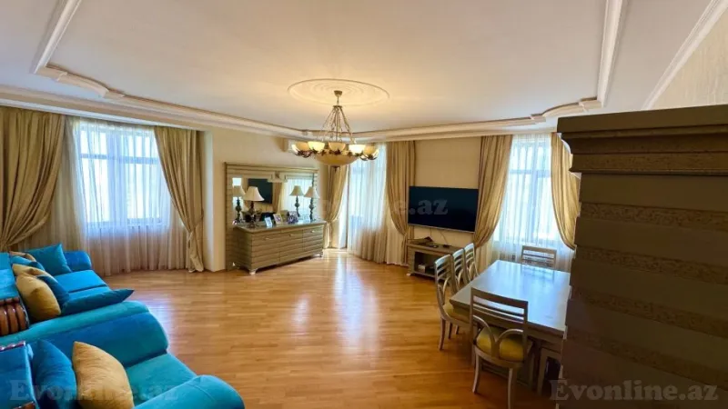 Satılır 4 otaqlı Mənzil Yeni tikili 175 m² Nəsimi r.
