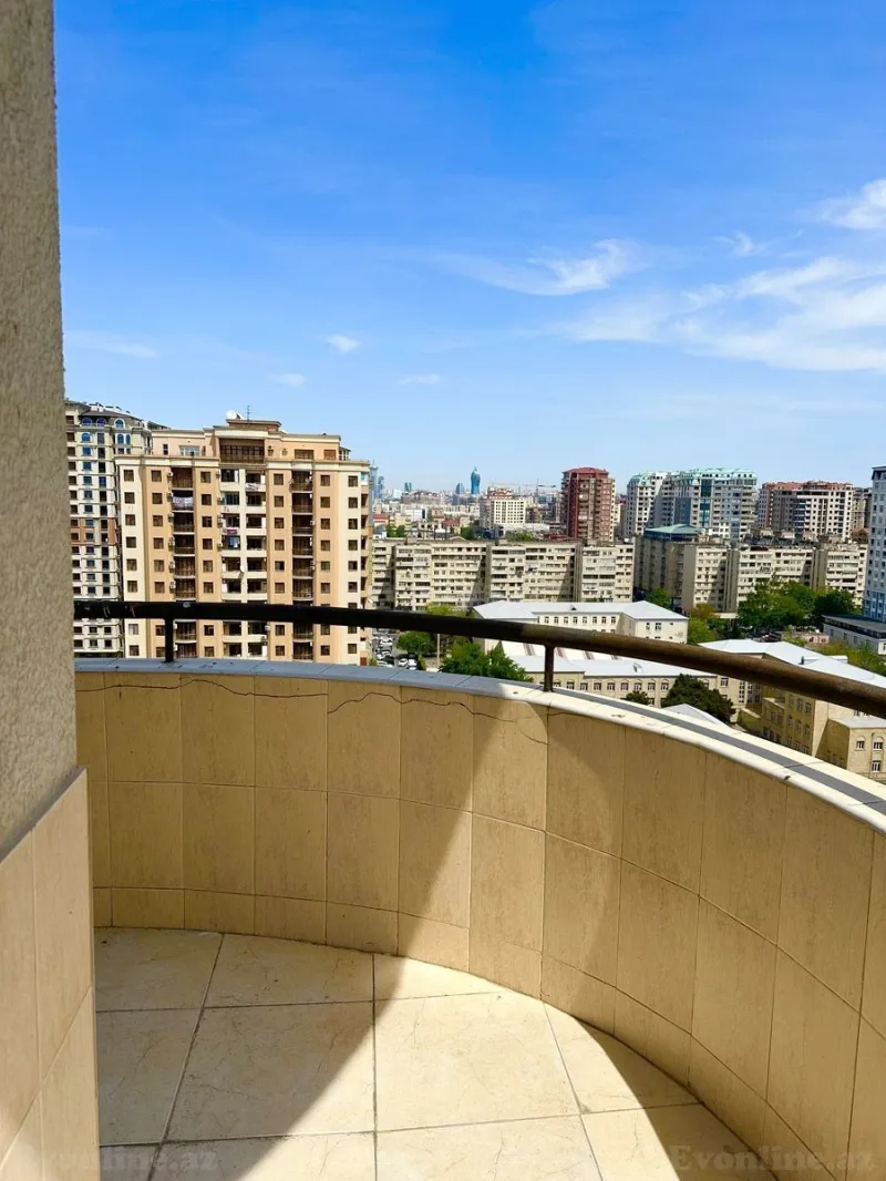 Satılır 4 otaqlı Mənzil Yeni tikili 175 m² Nəsimi r. - şəkil 9